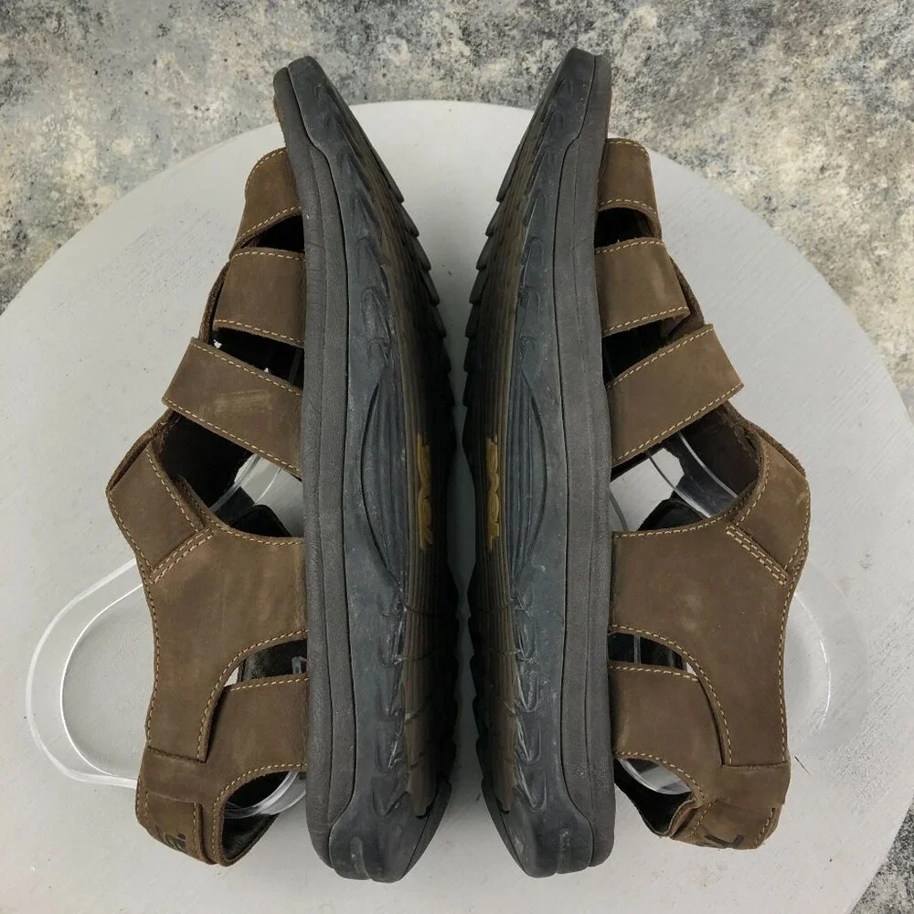 Teva Men's Size 12 Camden Brown Leather Open Toe Buckle Fisherman Sandals